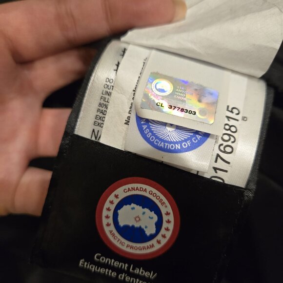 Shelburne Parka Black - Picture 6 of 8